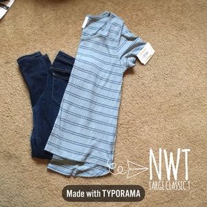 🔥 BOGO sale! Striped LuLaRoe classic tee